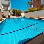 La Luna Apartman Liménasz